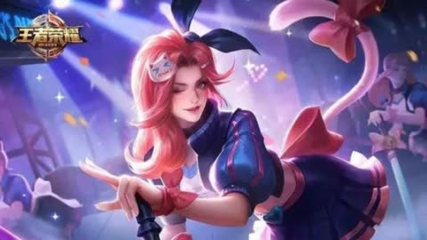 有爱，埃德森用手语向一名聋哑女球童示意：我爱你