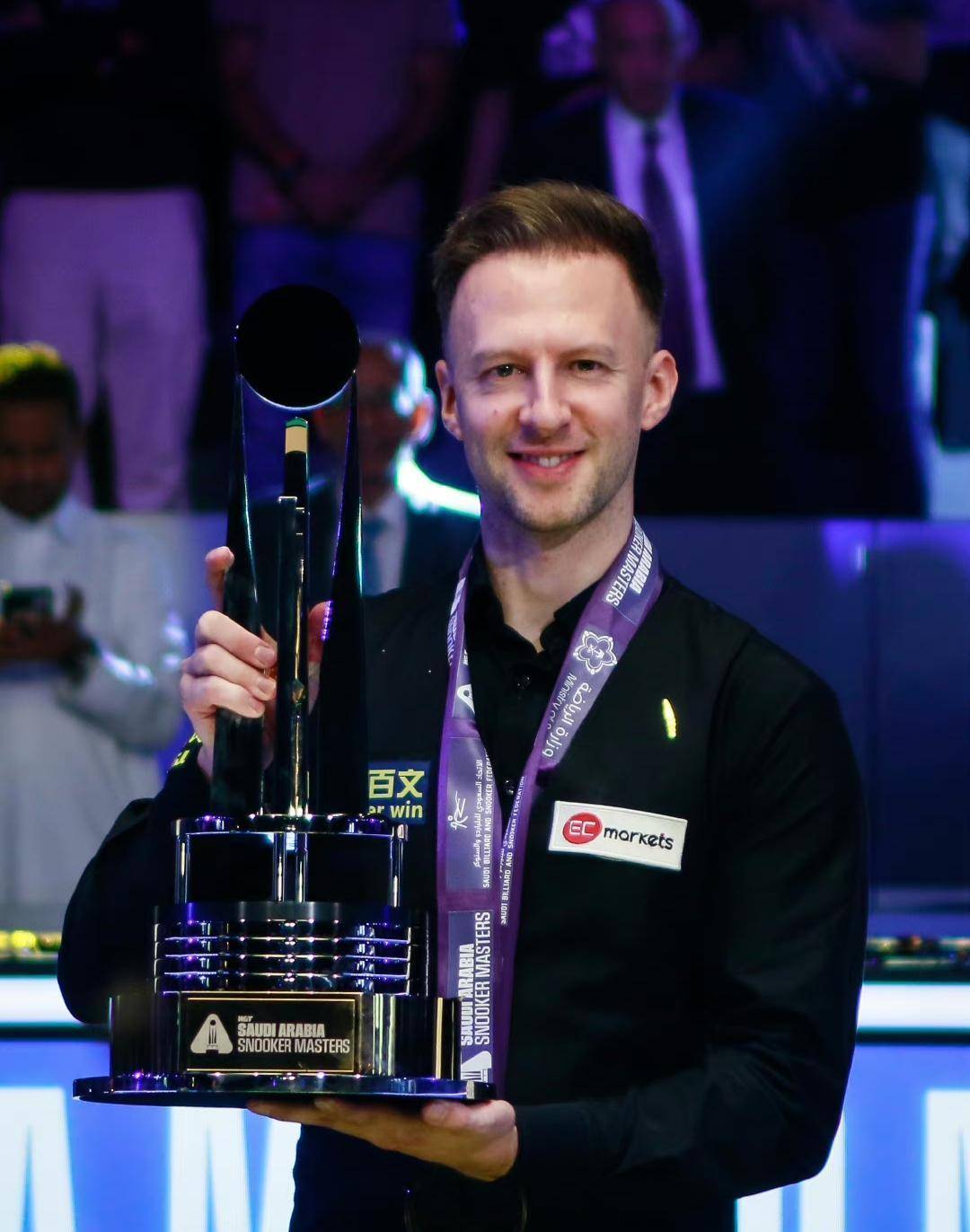 防线与中场 防线与中场