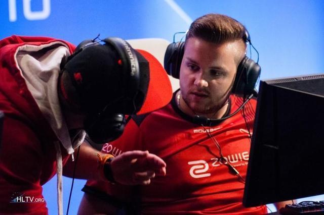 虽然勇士在 虽然勇士在