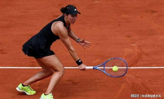 法比奥戴帽！中超生涯第2次，11球登顶射手榜，55场独造56球