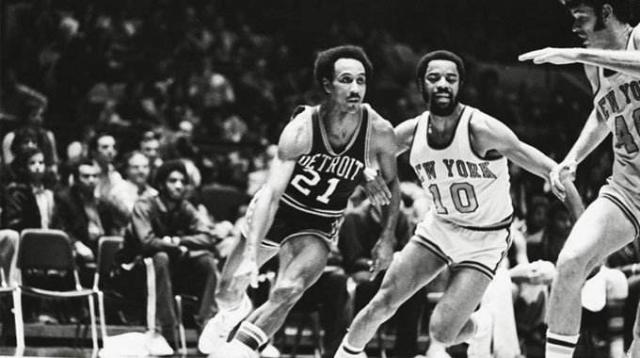 于是他果断 于是他果断